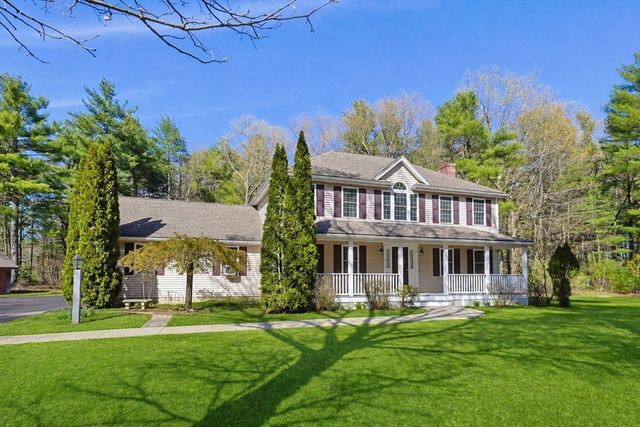 5 Chestnut St, Plainville, MA 02762