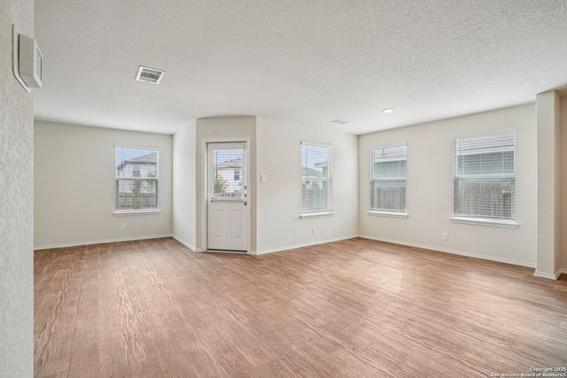 1154 Barn Swallow, San Antonio, TX 78253