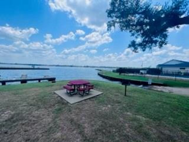 14691 Diamondhead S, Conroe, TX 77356