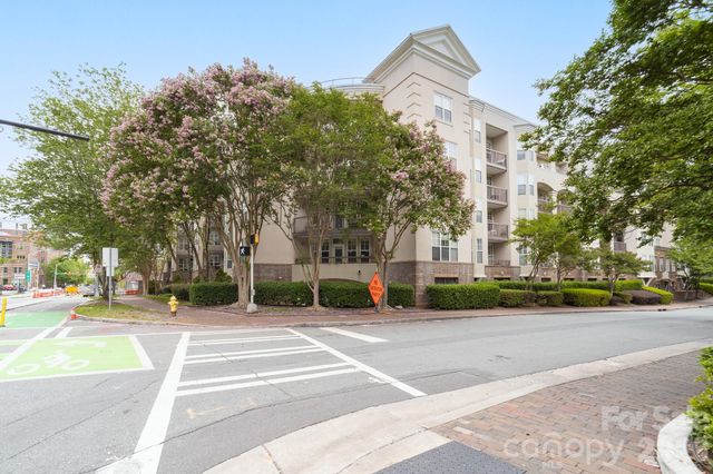 405 W 7th Street 302, Charlotte, NC 28202