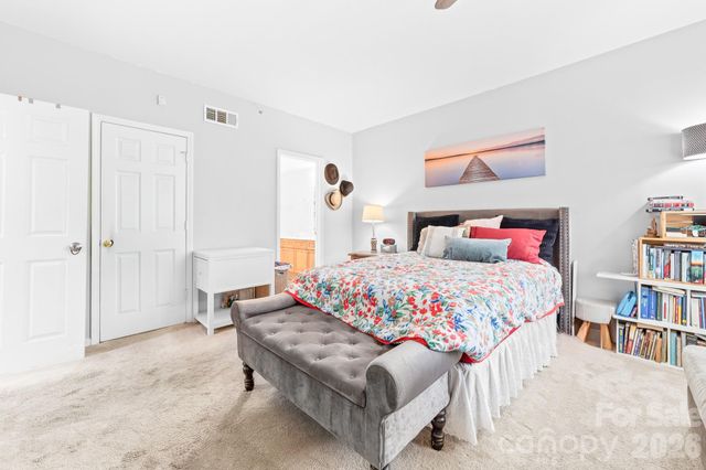 405 W 7th Street 302, Charlotte, NC 28202