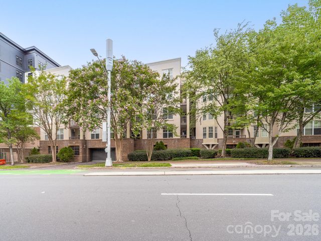 405 W 7th Street 302, Charlotte, NC 28202