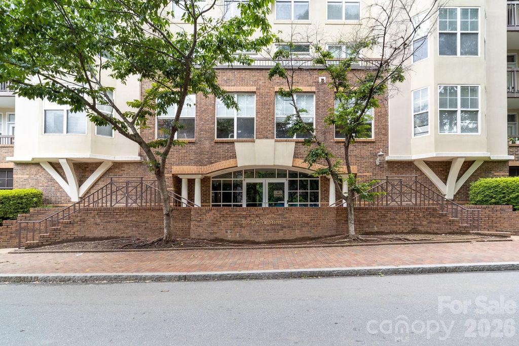 405 W 7th Street 302, Charlotte, NC 28202