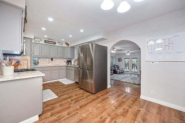 5654 Beauregard Way, Orangevale, CA 95662