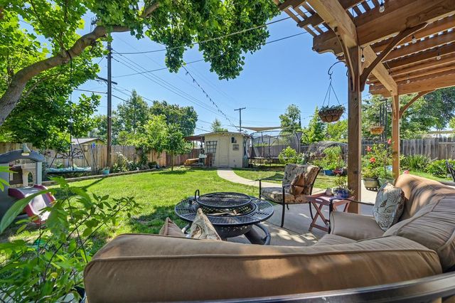 5654 Beauregard Way, Orangevale, CA 95662