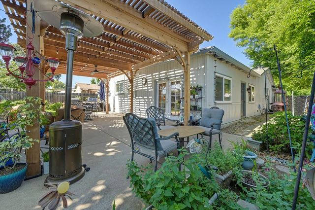 5654 Beauregard Way, Orangevale, CA 95662
