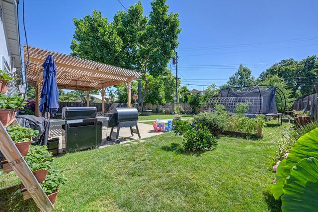 5654 Beauregard Way, Orangevale, CA 95662