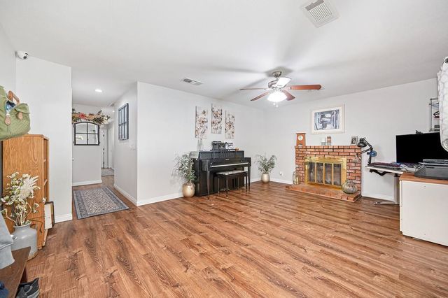 5654 Beauregard Way, Orangevale, CA 95662