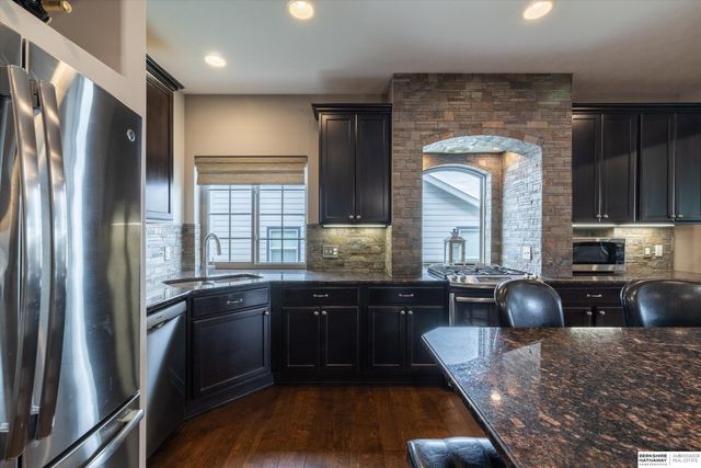 12005 S 210th Street, Gretna, NE 68028