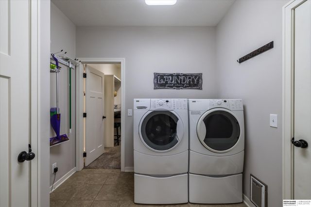 12005 S 210th Street, Gretna, NE 68028