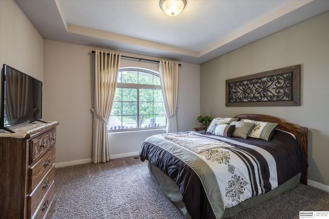 12005 S 210th Street, Gretna, NE 68028