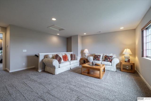 12005 S 210th Street, Gretna, NE 68028