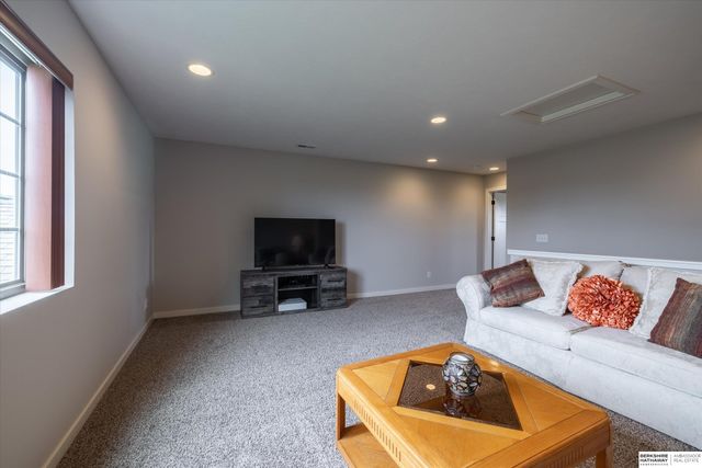 12005 S 210th Street, Gretna, NE 68028