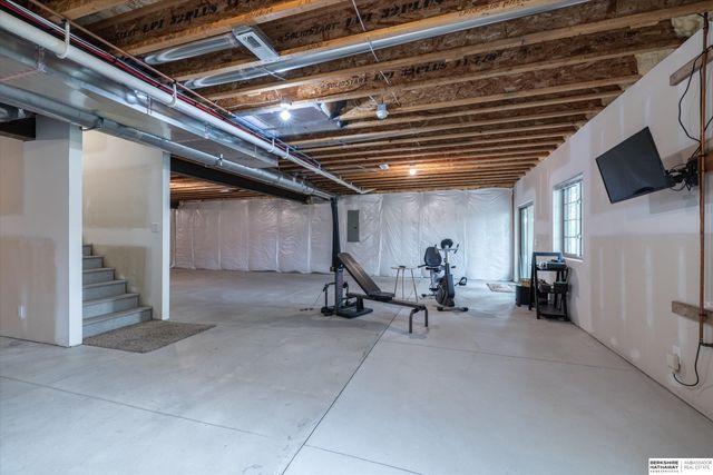 12005 S 210th Street, Gretna, NE 68028