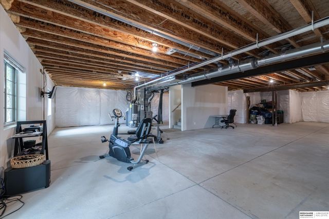 12005 S 210th Street, Gretna, NE 68028