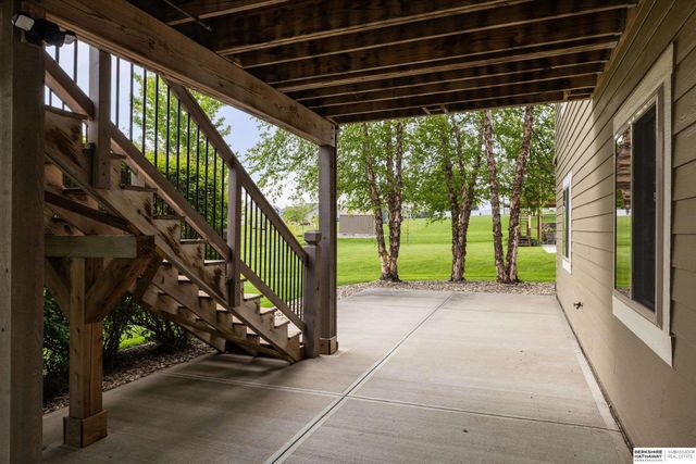 12005 S 210th Street, Gretna, NE 68028