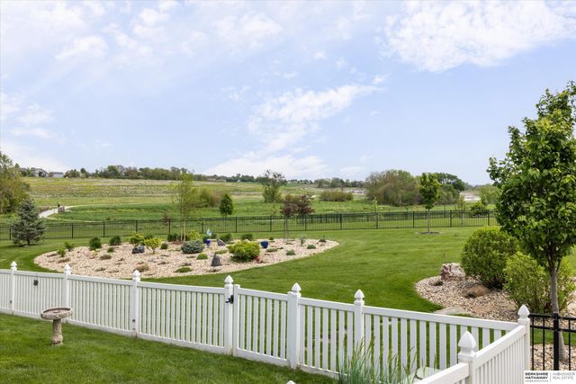 12005 S 210th Street, Gretna, NE 68028
