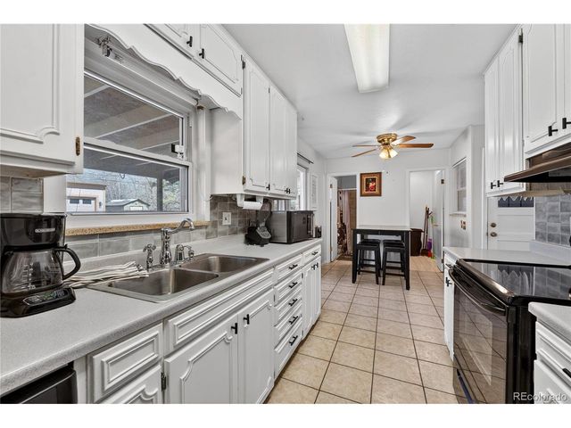 1231 W Radcliff Ave, Englewood, CO 80110