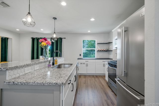 3634 Du Barry, San Antonio, TX 78219