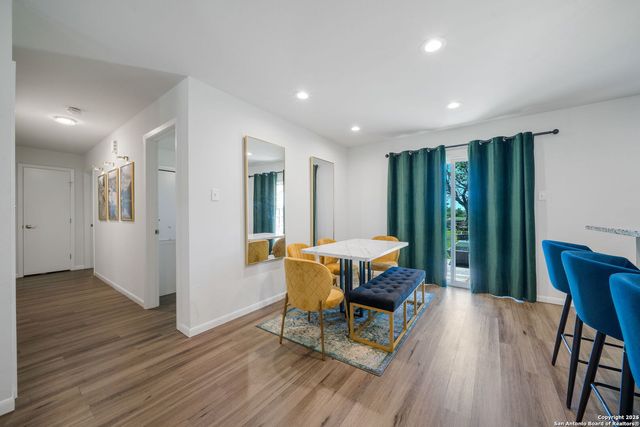 3634 Du Barry, San Antonio, TX 78219