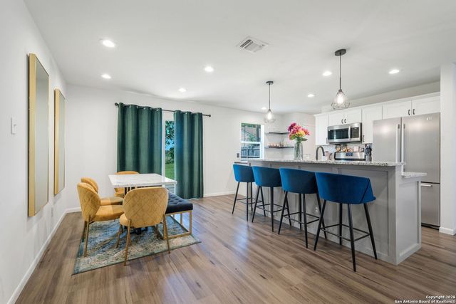 3634 Du Barry, San Antonio, TX 78219