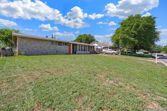 3634 Du Barry, San Antonio, TX 78219