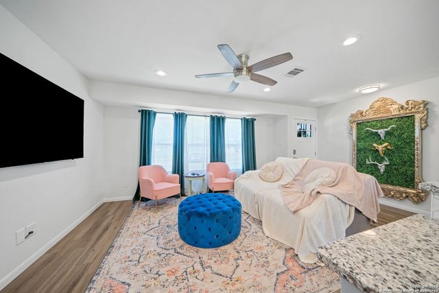 3634 Du Barry, San Antonio, TX 78219