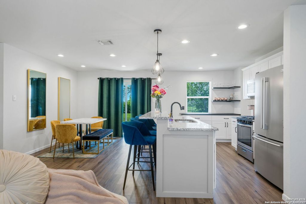 3634 Du Barry, San Antonio, TX 78219