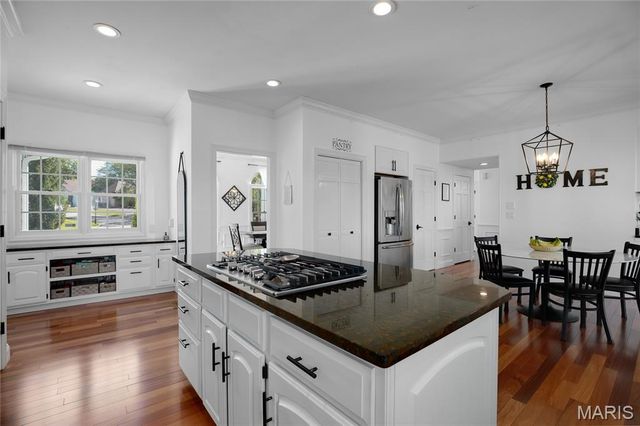 50 Crocknaraw Lane, Weldon Spring, MO 63304