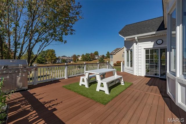 50 Crocknaraw Lane, Weldon Spring, MO 63304