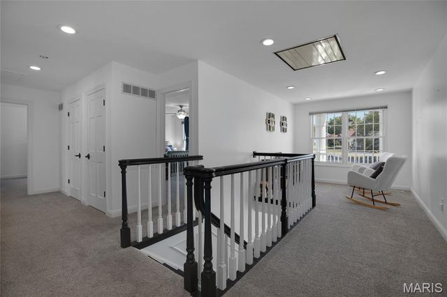 50 Crocknaraw Lane, Weldon Spring, MO 63304