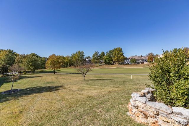 50 Crocknaraw Lane, Weldon Spring, MO 63304