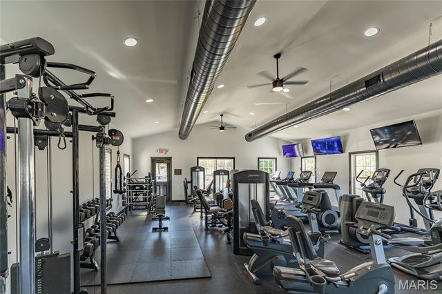 50 Crocknaraw Lane, Weldon Spring, MO 63304