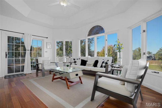 50 Crocknaraw Lane, Weldon Spring, MO 63304