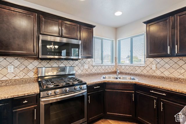 3166 W 5625 S, Roy, UT 84067