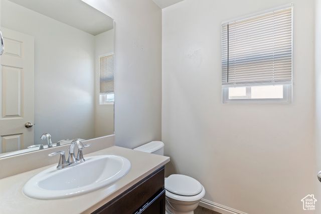 3166 W 5625 S, Roy, UT 84067