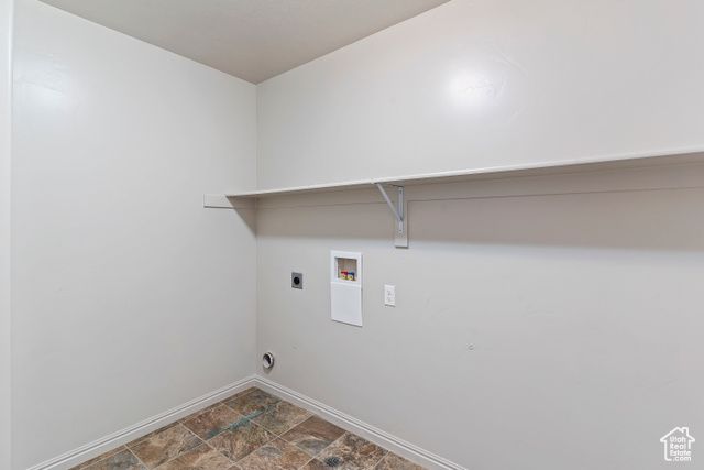 3166 W 5625 S, Roy, UT 84067