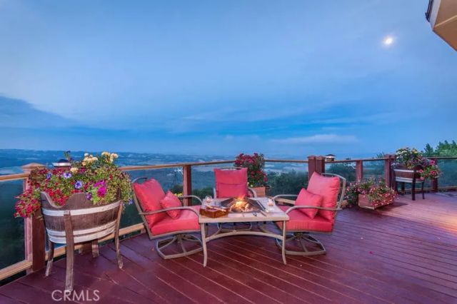 3570 Sibley Lane, Templeton, CA 93465