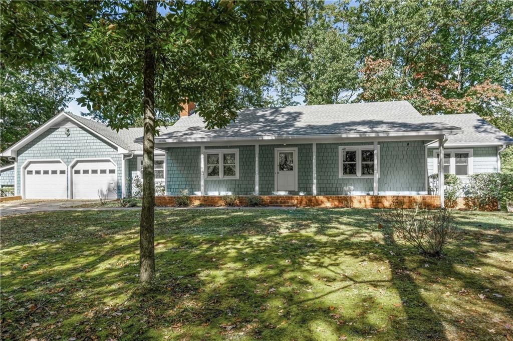 Image 1 of property listing at 1300 Smithdale Road, Cumming, GA 30040