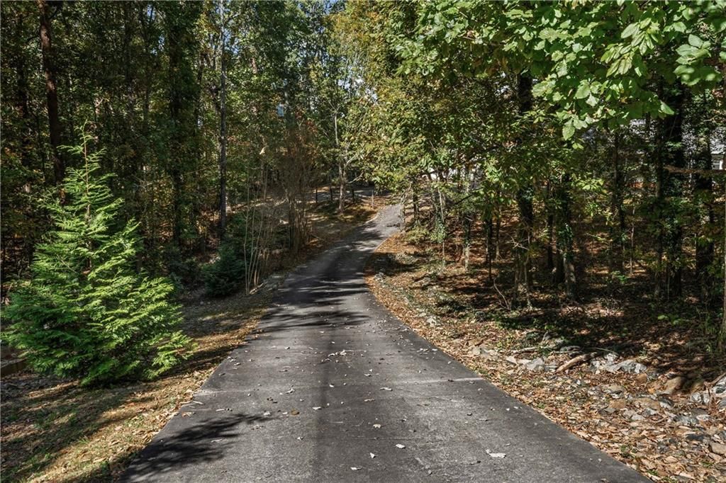 Image 41 of property listing at 1300 Smithdale Road, Cumming, GA 30040