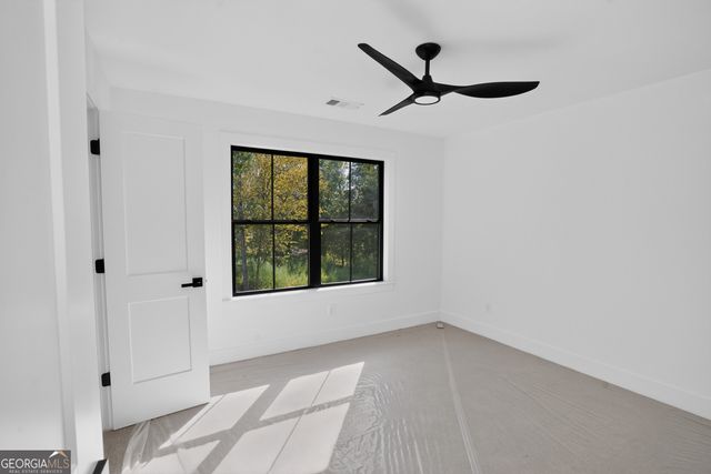 11 Peninsula Drive, Monticello, GA 31064