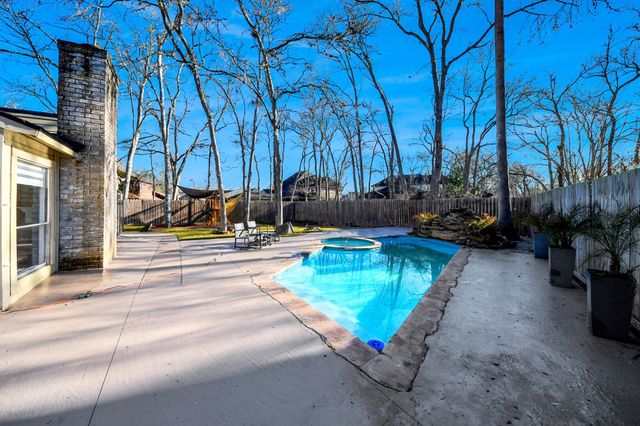 1710 Wildwood Lane, Richmond, TX 77406