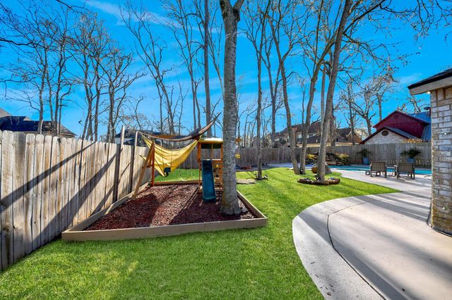 1710 Wildwood Lane, Richmond, TX 77406