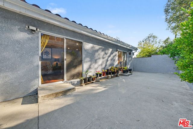 2655 Saxon Drive, Los Angeles, CA 90065