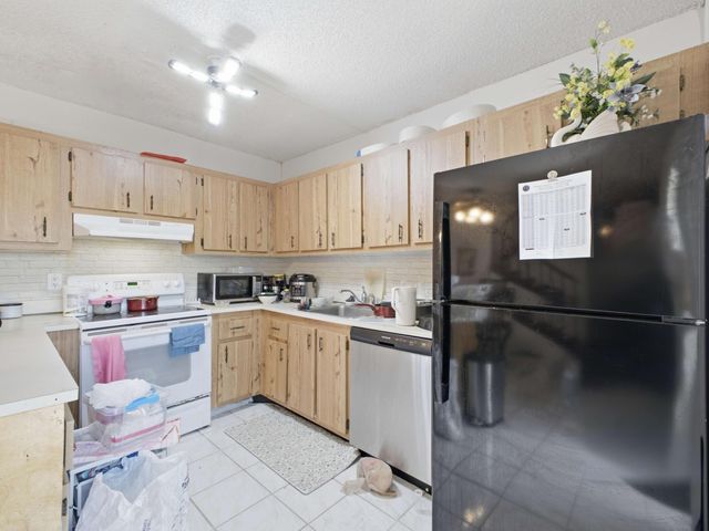2248 White Pine Circle A, Greenacres, FL 33415