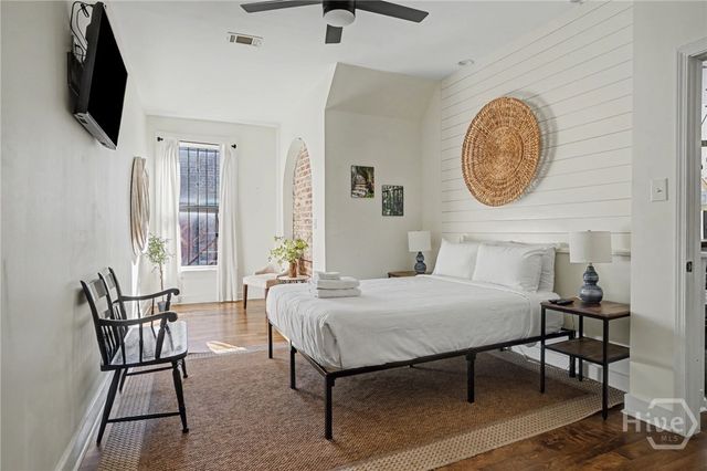 110 Barnard Street 213, Savannah, GA 31401