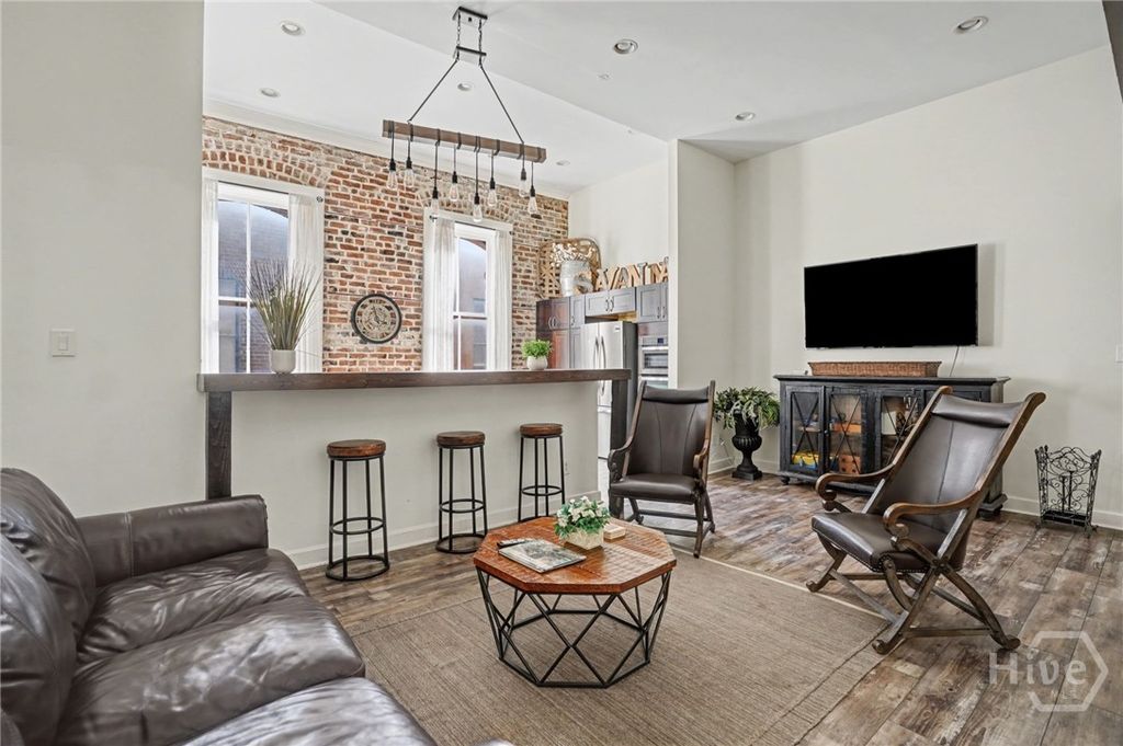 110 Barnard Street 213, Savannah, GA 31401