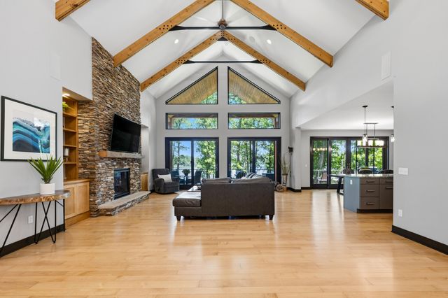 14295 Peninsula Drive, Galesburg, MI 49053
