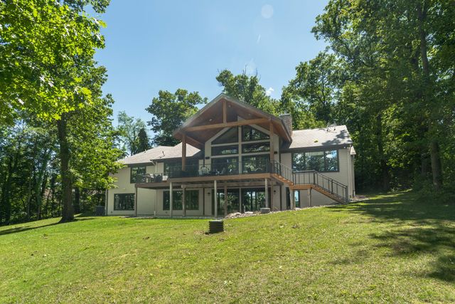 14295 Peninsula Drive, Galesburg, MI 49053
