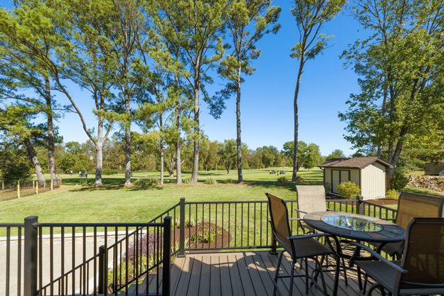 152 Fairways Dr, Hendersonville, TN 37075